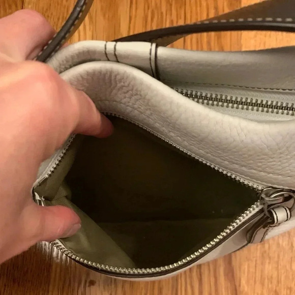 Coach Off White Pebbled Leather Shoulder Bag F10942 - Picture 11 of 15